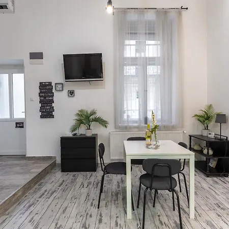 Elysian Estate *