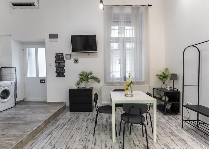 Elysian Estate *